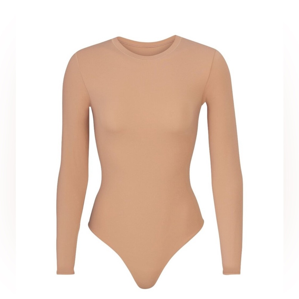 SKIMS NUDE BODYSUIT